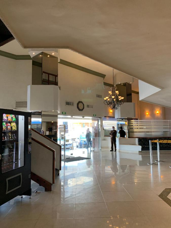 Fastos Hotel Monterrey Exterior photo